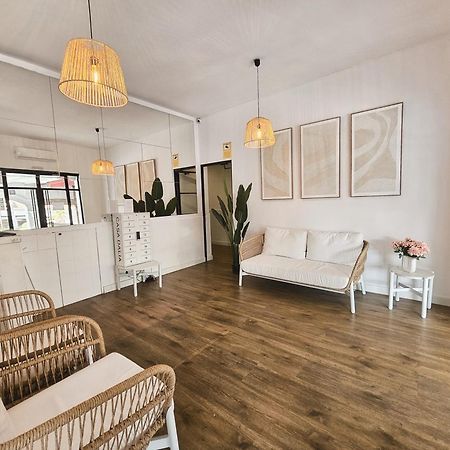 מארבלה Hotel Casa Dalia מראה חיצוני תמונה