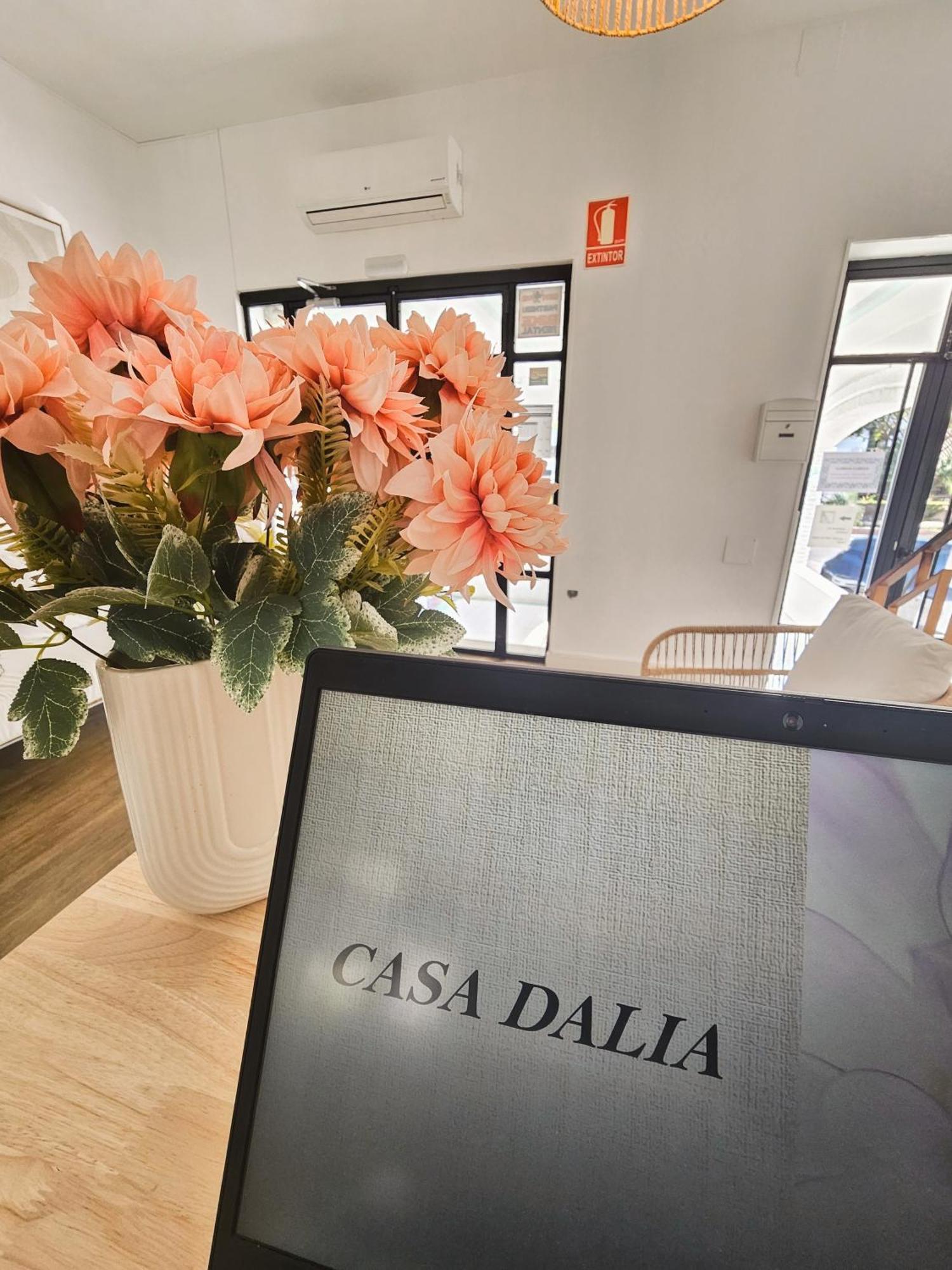 מארבלה Hotel Casa Dalia מראה חיצוני תמונה