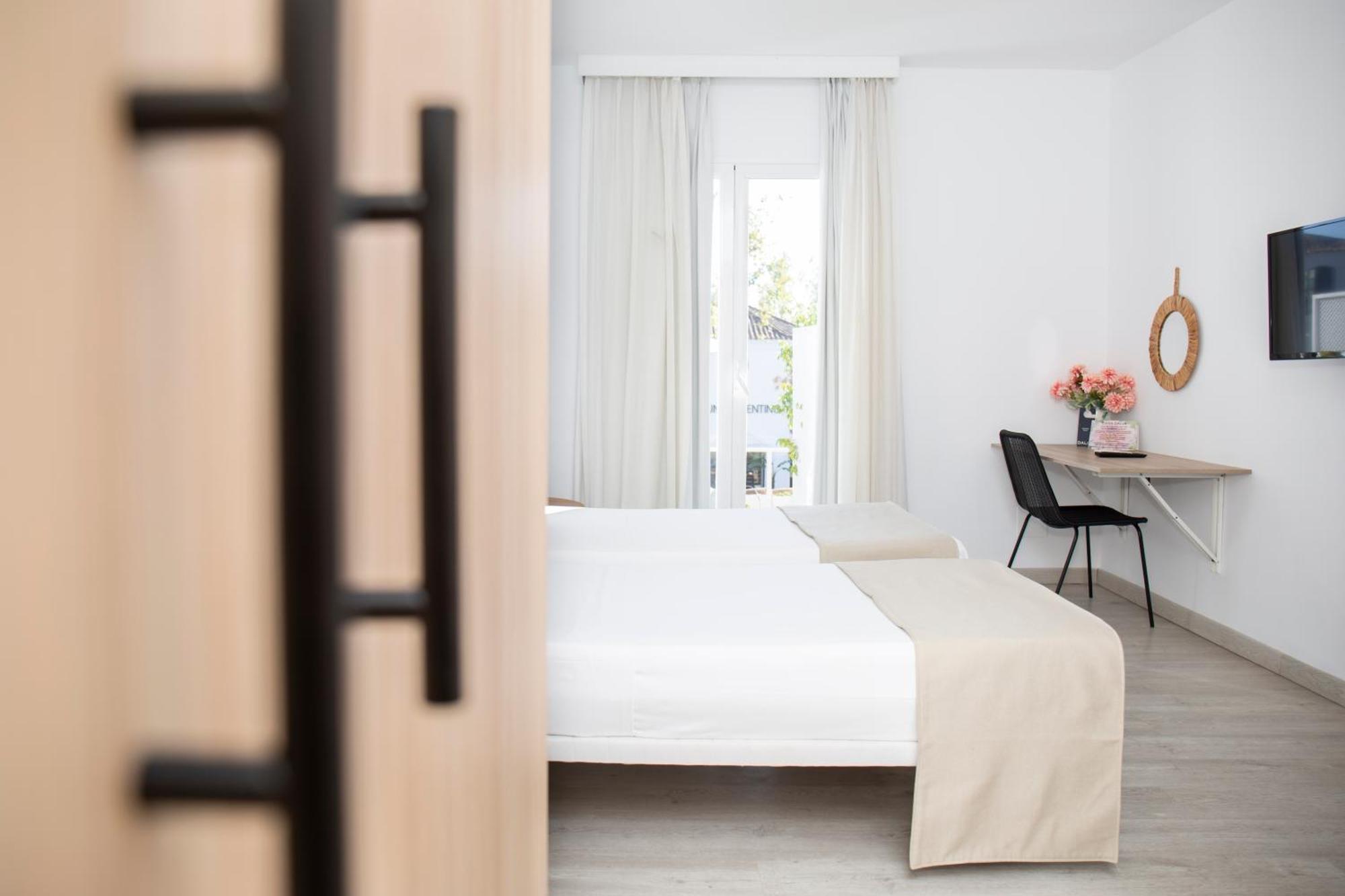 מארבלה Hotel Casa Dalia מראה חיצוני תמונה