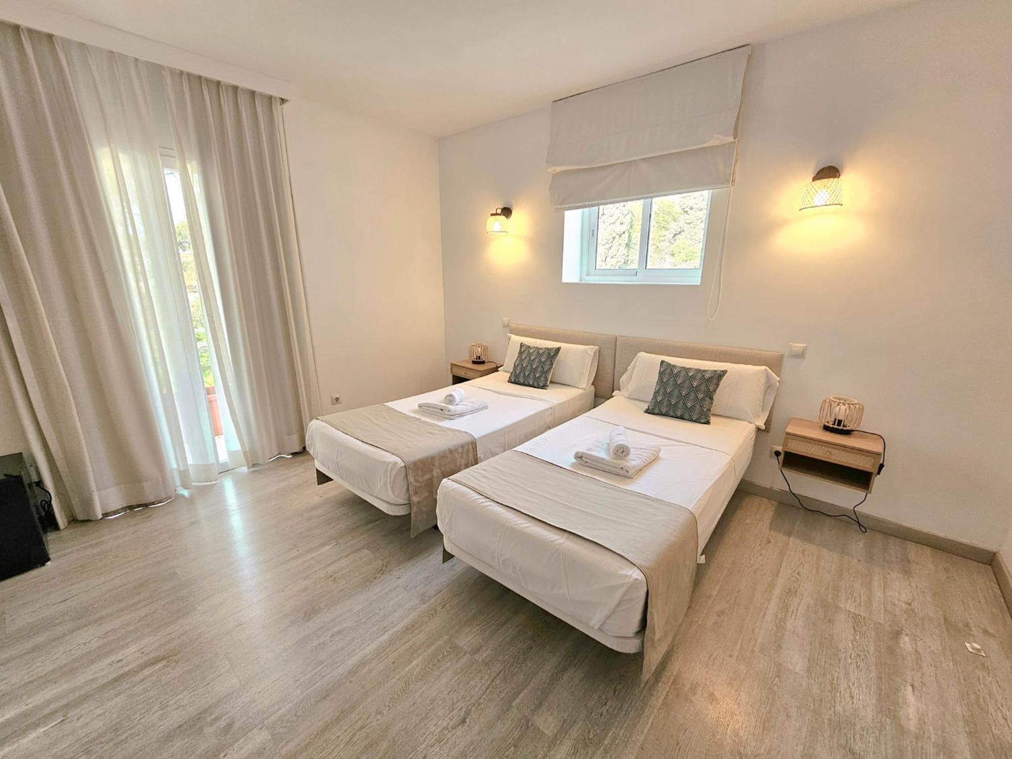 מארבלה Hotel Casa Dalia מראה חיצוני תמונה