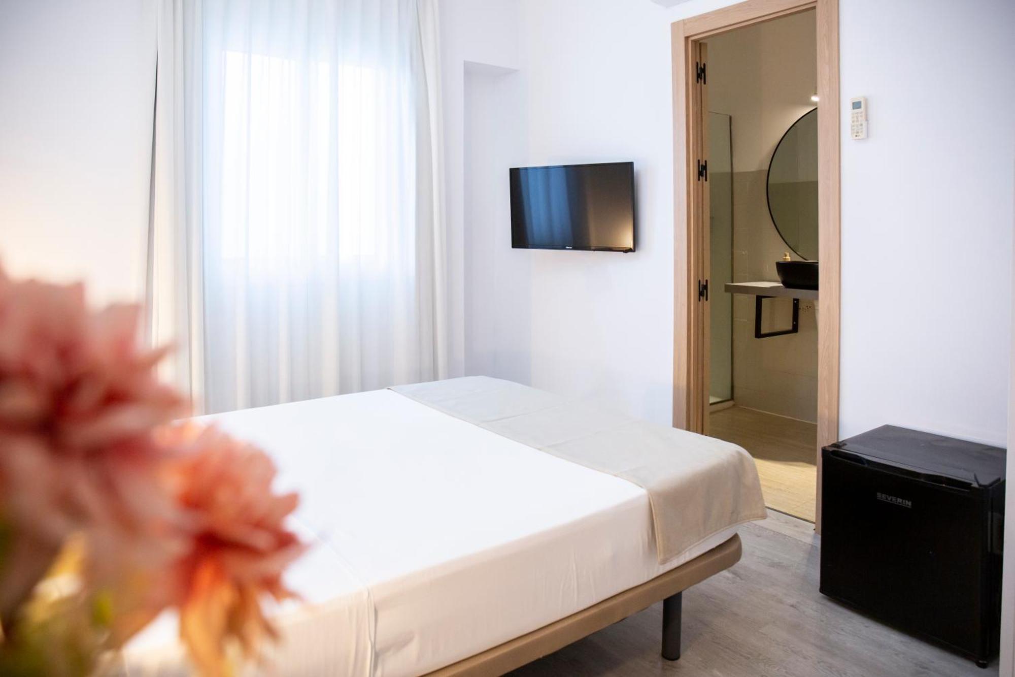 מארבלה Hotel Casa Dalia מראה חיצוני תמונה