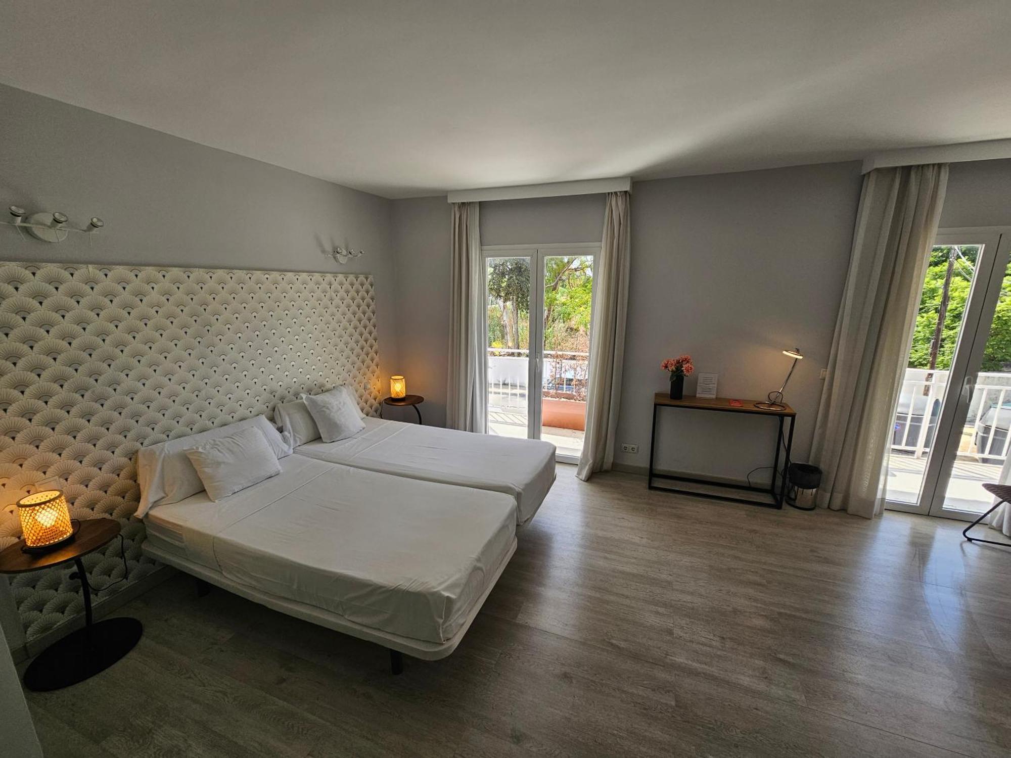מארבלה Hotel Casa Dalia מראה חיצוני תמונה