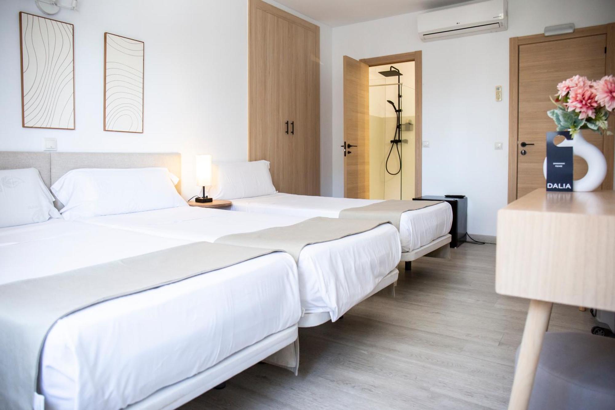 מארבלה Hotel Casa Dalia מראה חיצוני תמונה