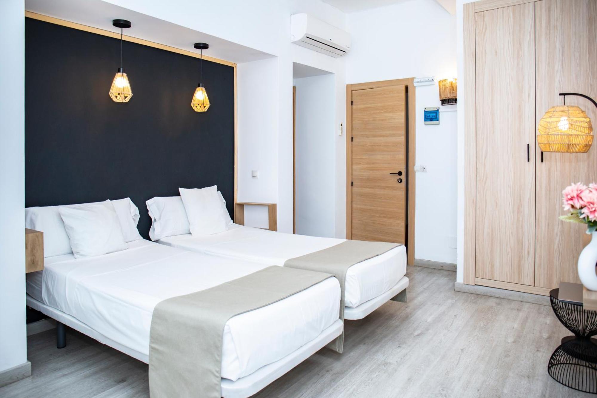 מארבלה Hotel Casa Dalia מראה חיצוני תמונה