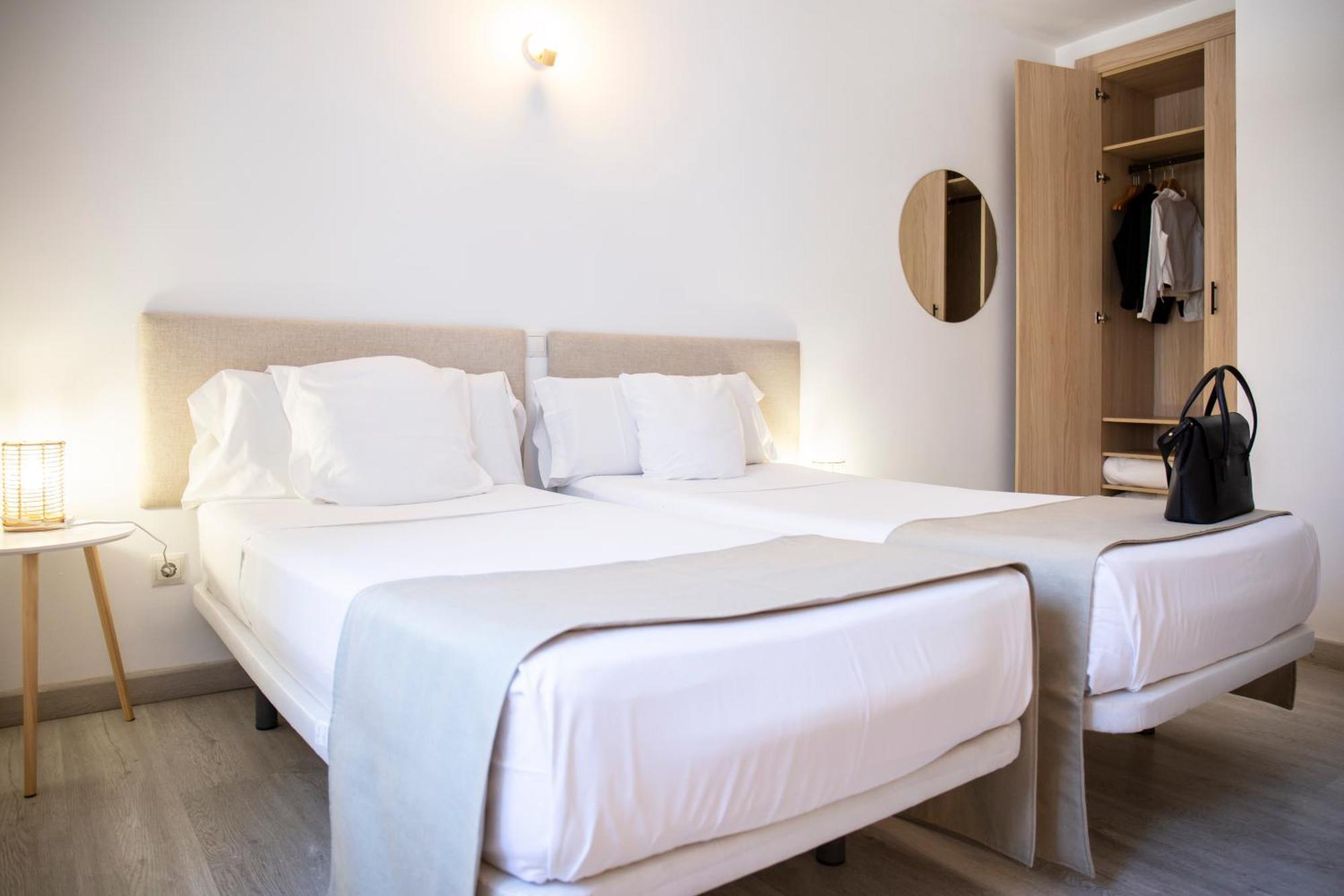 מארבלה Hotel Casa Dalia מראה חיצוני תמונה