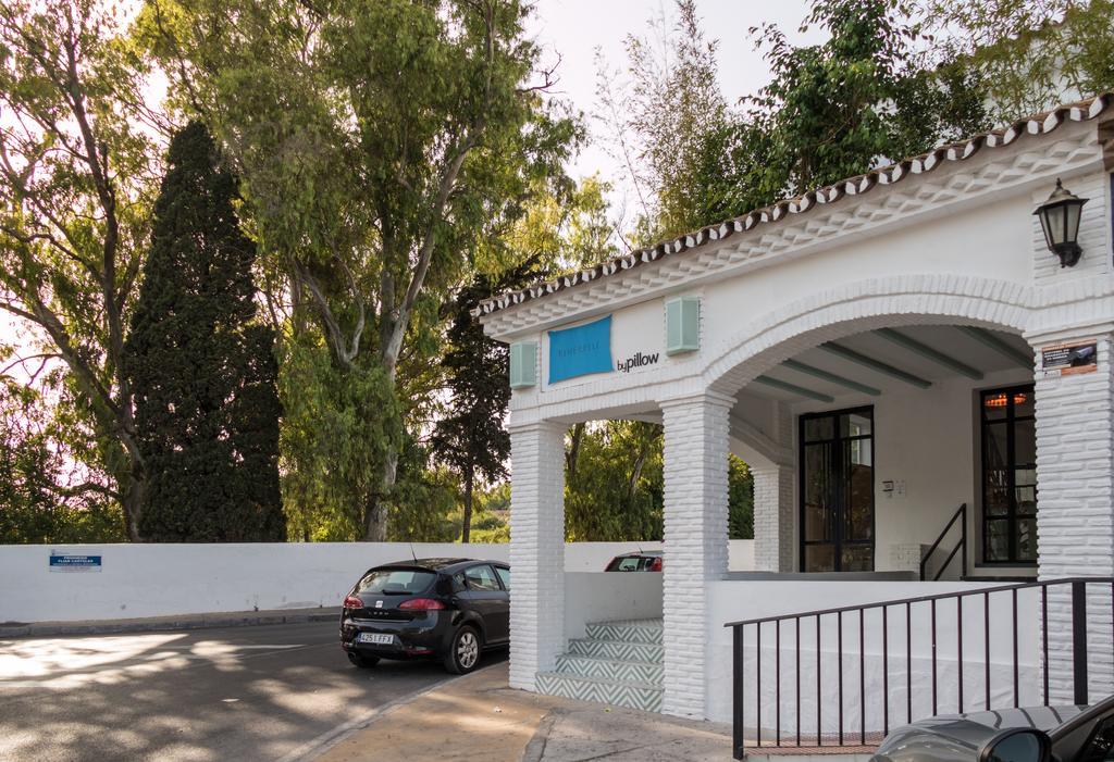 מארבלה Hotel Casa Dalia מראה חיצוני תמונה